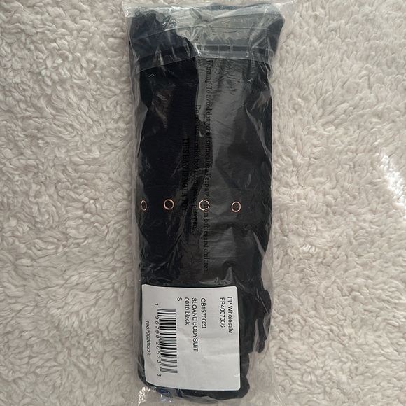 Free People Black Sloane Bodysuit NWT 🖤 - Picture 4 of 5